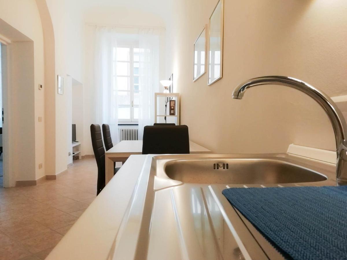 Mistrangelohome 5 - Appartamento In Pieno Centro Savona Exterior photo
