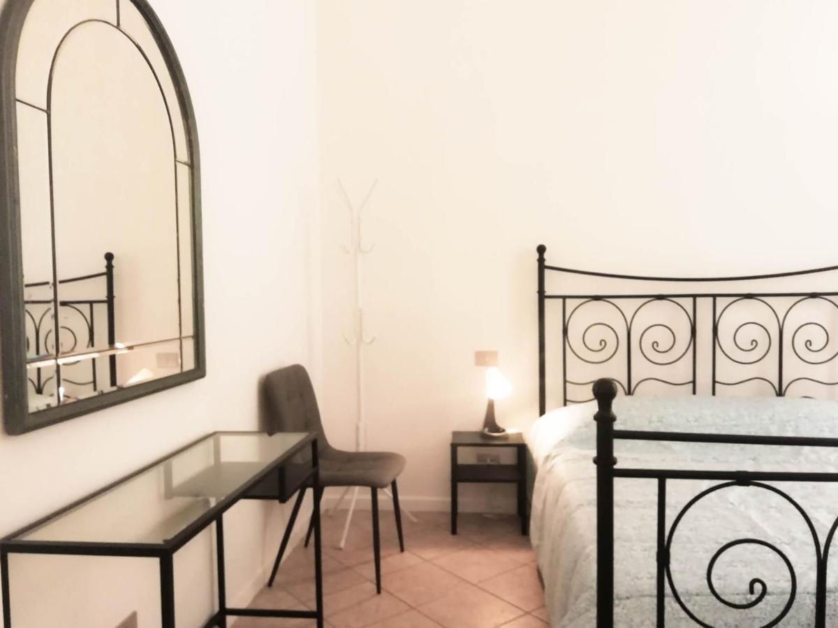 Mistrangelohome 5 - Appartamento In Pieno Centro Savona Exterior photo
