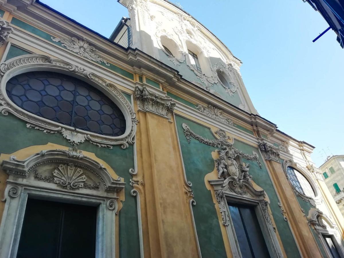 Mistrangelohome 5 - Appartamento In Pieno Centro Savona Exterior photo